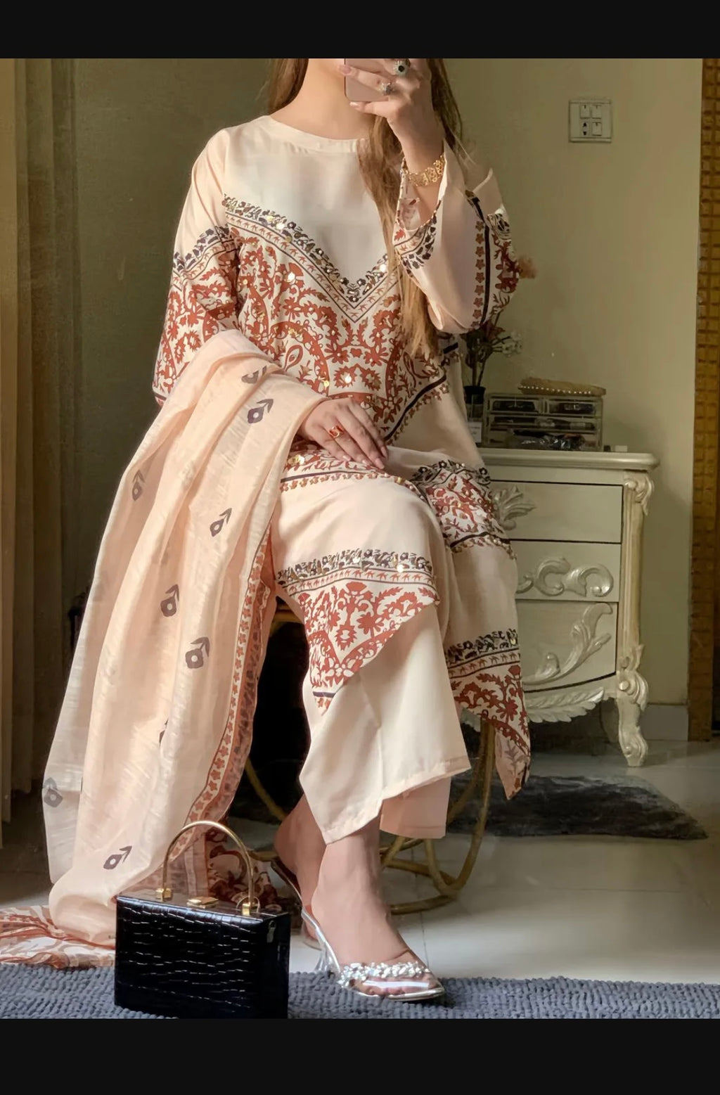 3 Pcs Women's Stiched Arabic Lawn Printed Suit (Karishma)