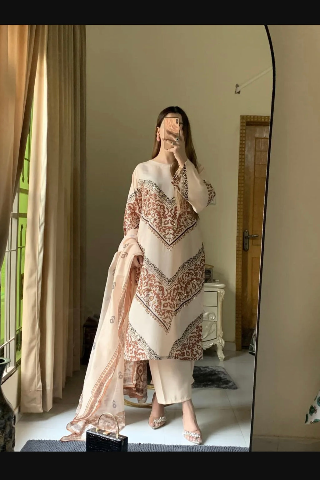 3 Pcs Women's Stiched Arabic Lawn Printed Suit (Karishma)