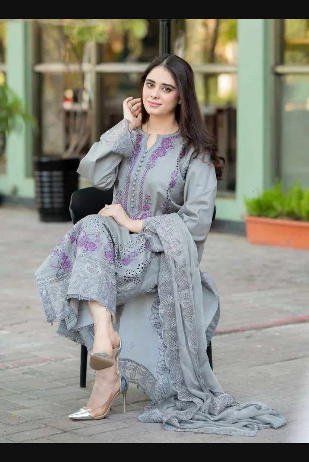 3 Pcs Women's Unstitched Embroidered Suit