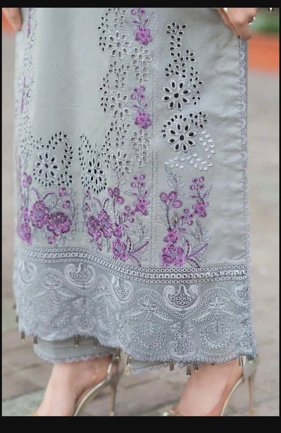 3 Pcs Women's Unstitched Embroidered Suit