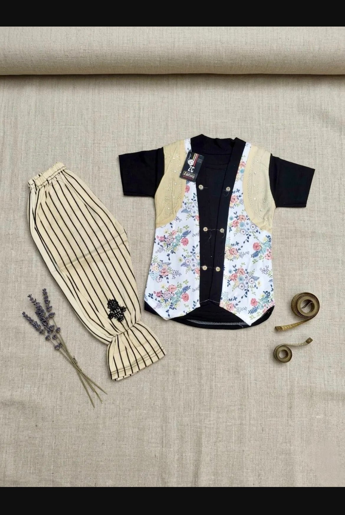 2 Pcs Girls Summer Collection Printed Shirt Nd Trouser Set