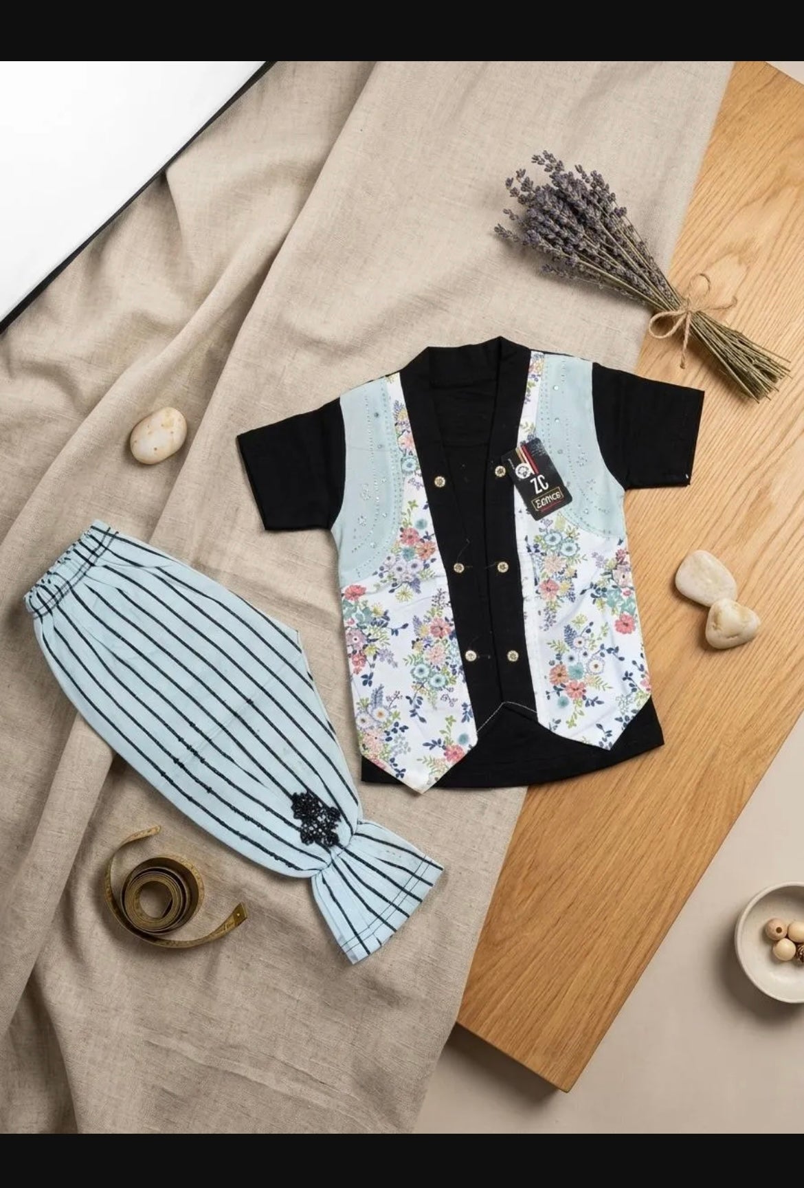 2 Pcs Girls Summer Collection Printed Shirt Nd Trouser Set
