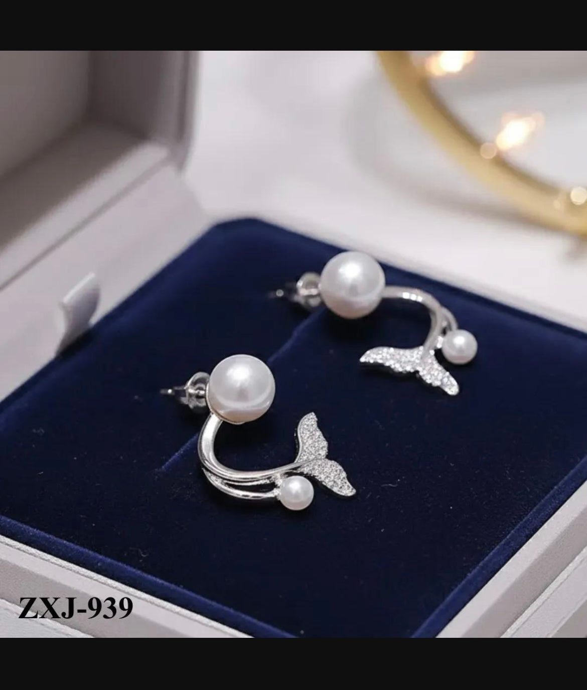 Korean Fish Tail Earings Alloy Women 2 Pcs Pink Silver Gold Black