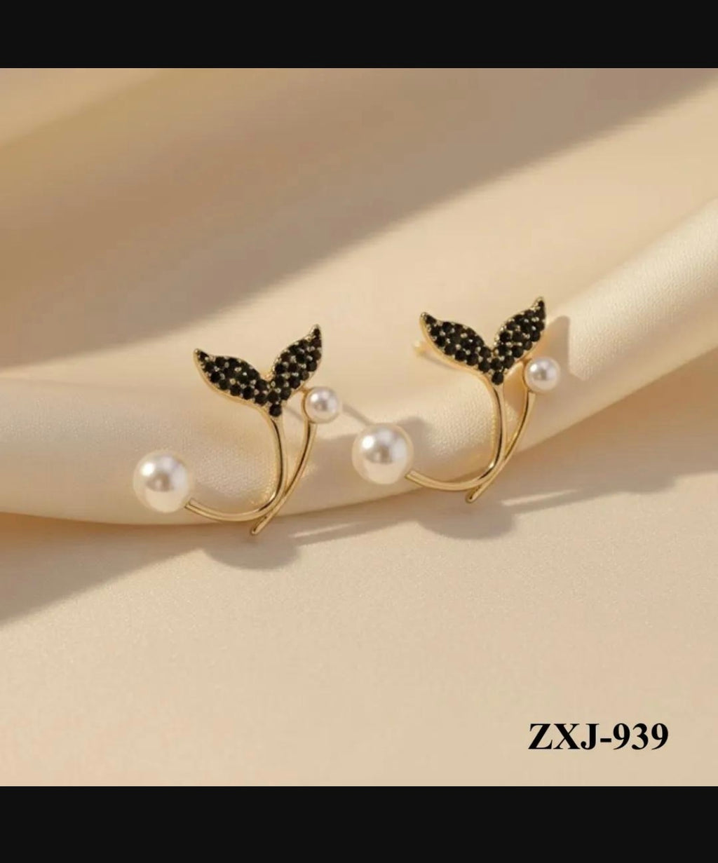 Korean Fish Tail Earings Alloy Women 2 Pcs Pink Silver Gold Black