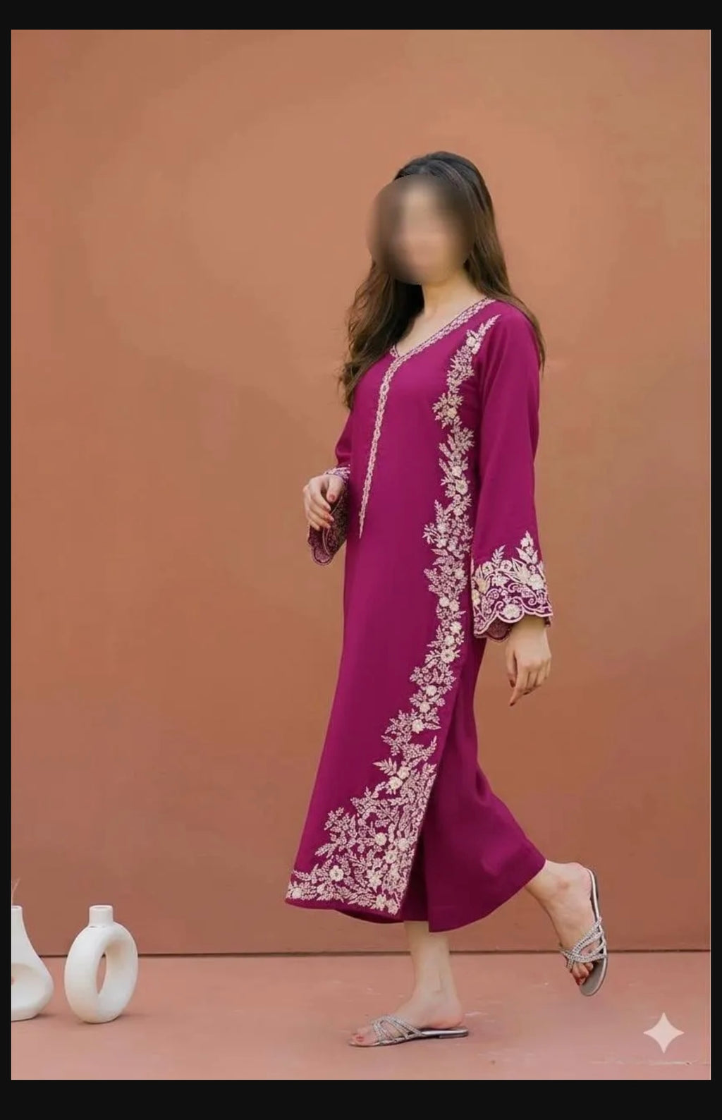 2 Pcs Women's Unstiched Embroidered Suit